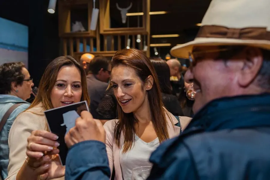 Animación Stand Feria: Cómo Atraer Visitantes a Tu Stand
