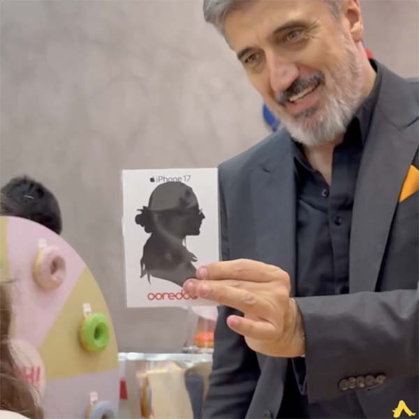 Inicio 11 Silhouette artist at the launch event